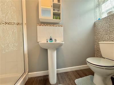 Bed 2 En-Suite Shower Room